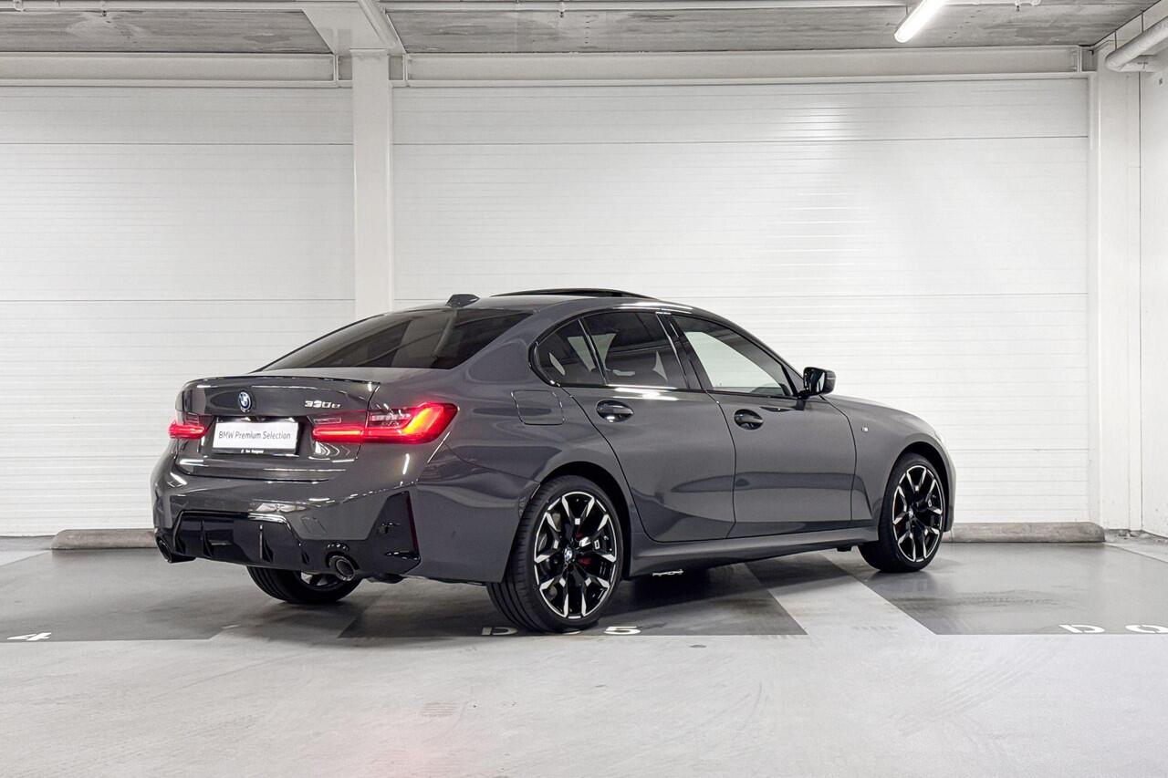 BMW 3-SERIE Sedan 330e | M-Sport Pro | Comfort Pack | Harman/Kardon | Schuif-/kanteldak | Comfort Access
