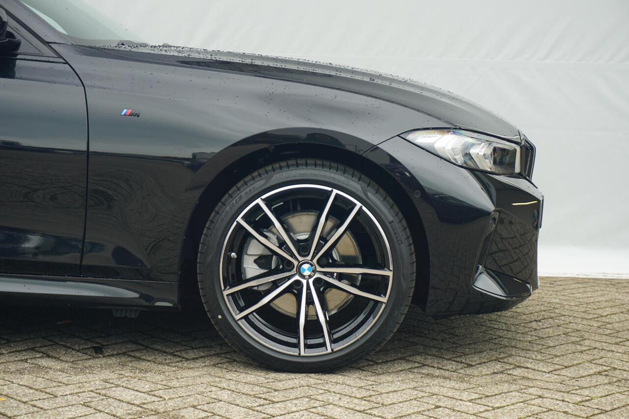 BMW 3-SERIE Touring 330e M Sportpakket 19'' / Comfort Access / Trekhaak / HiFi System