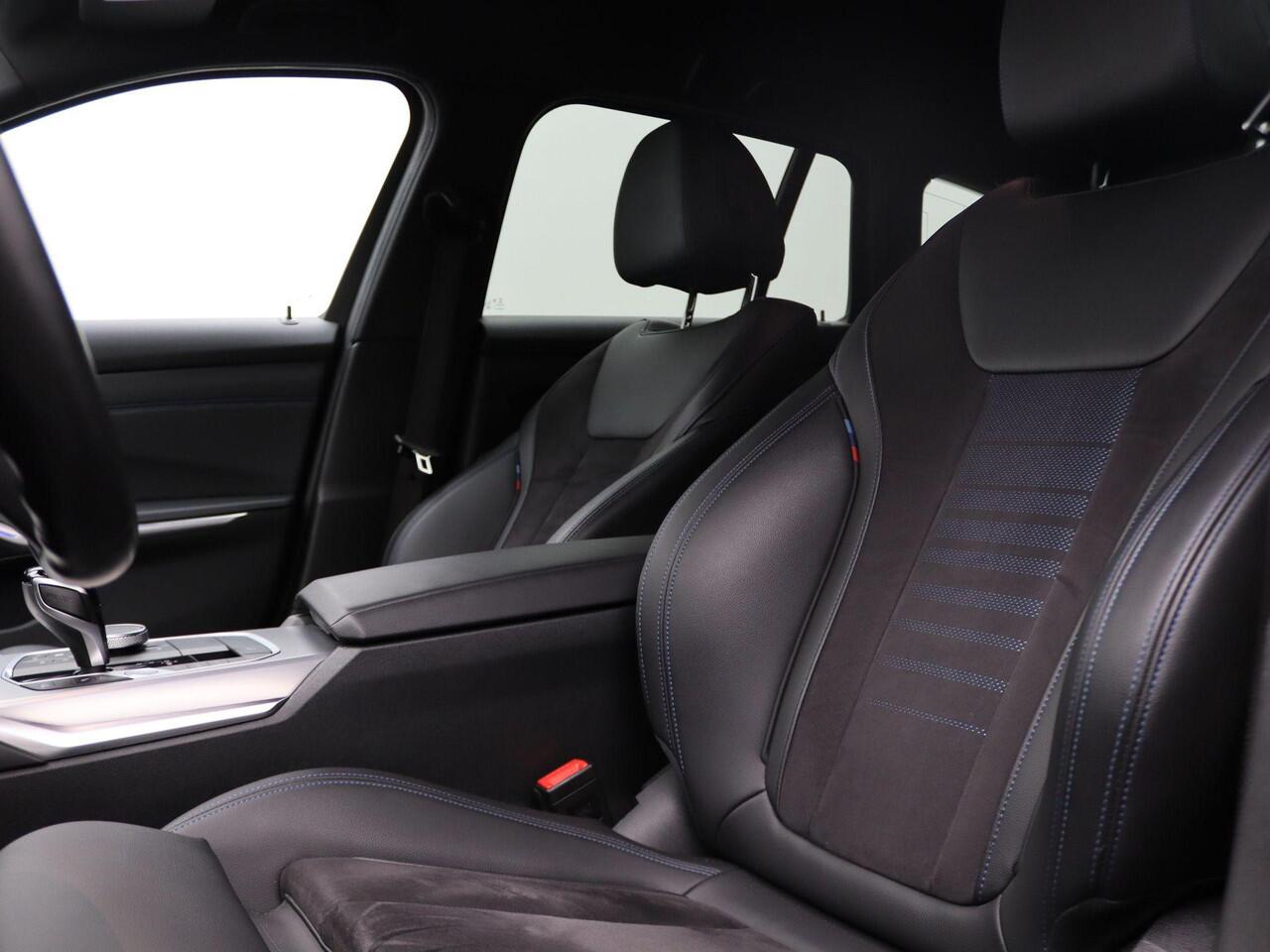 BMW 3-SERIE Touring 318i M Sportpakket | Executive | LED Koplampen | DAB | HiFi | 19''