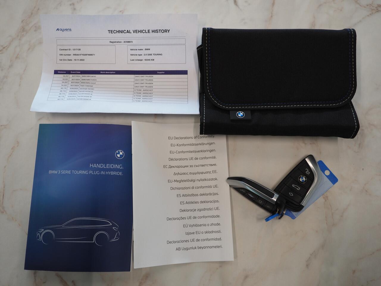 BMW 3-SERIE Touring 320e LCI Shadow Line | Nieuw Model | Keyless | Camera | Dodehoekdetectie | Widescreen | Carplay | Cruise | DAB | LED