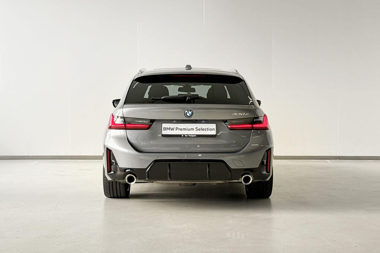 BMW 3-SERIE Touring 330e