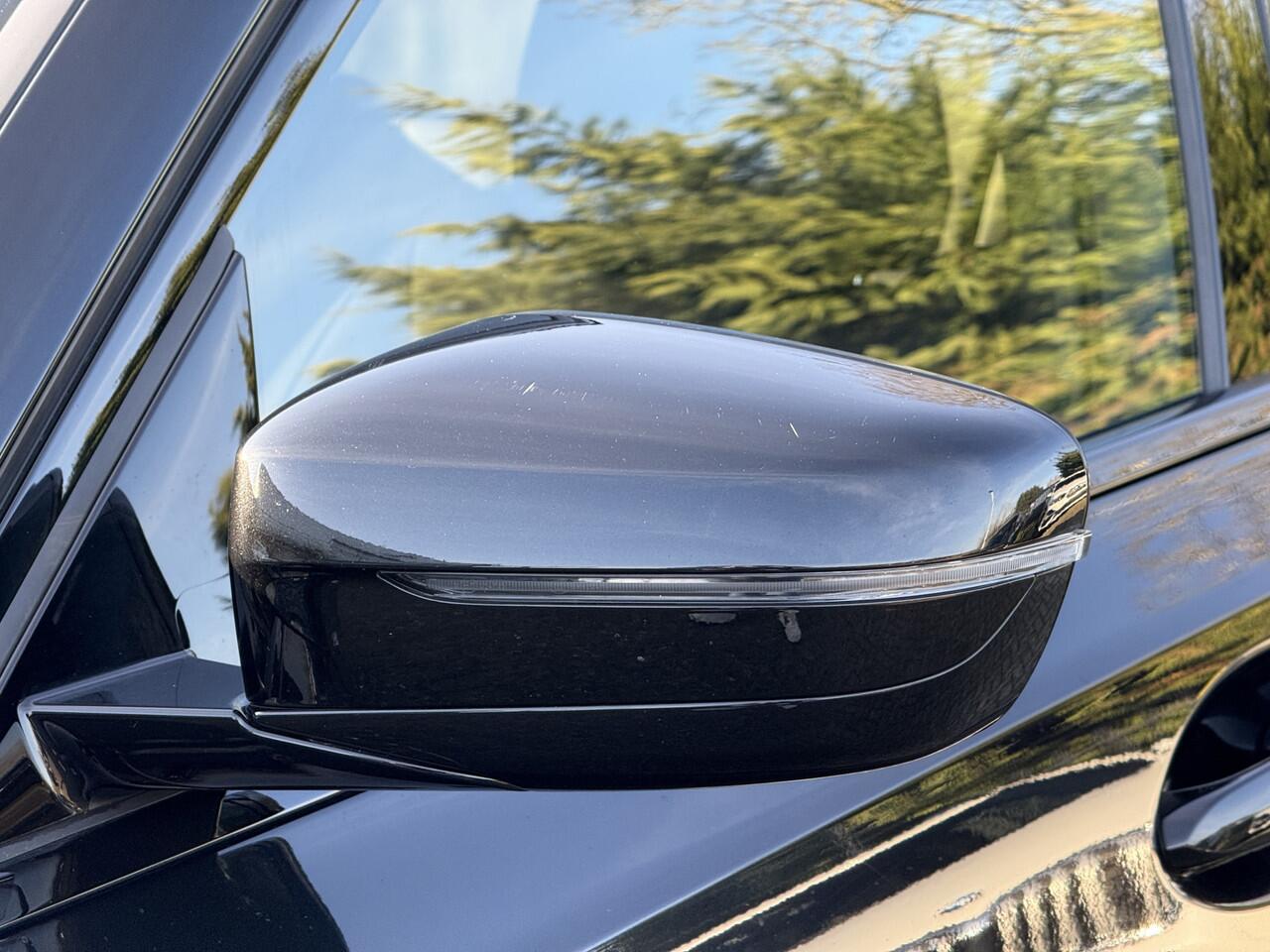 BMW 3-SERIE Touring 320i | M-Sport Pro | Panorama | 19" | Getint glas | Rode remmen | Camera | BSI - 3jr - 40.000 km