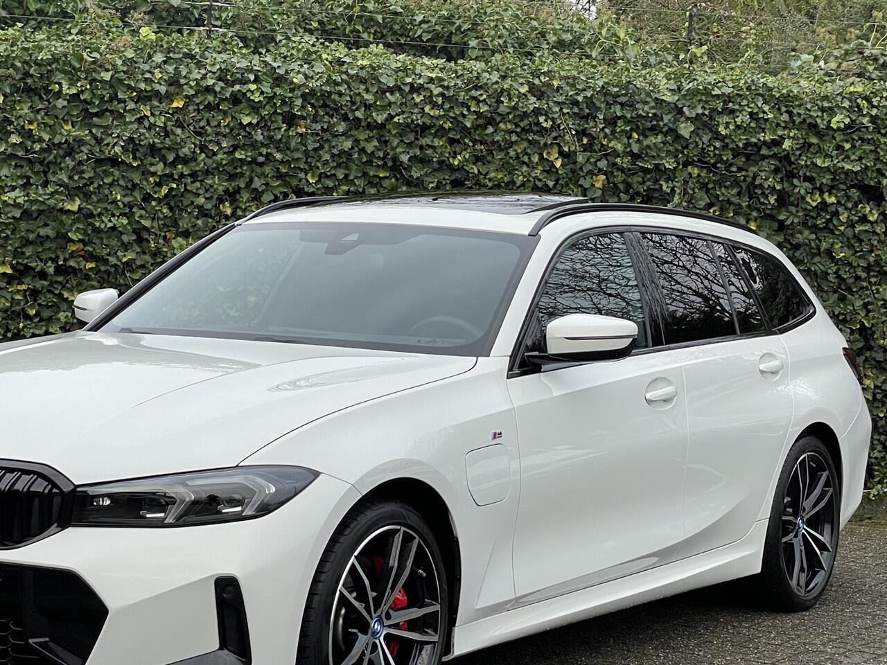 BMW 3-SERIE Touring 320e | M-Sport Pro | 19'' | Panorama | Harman/Kardon | BSI - 3jr - 40.000 km