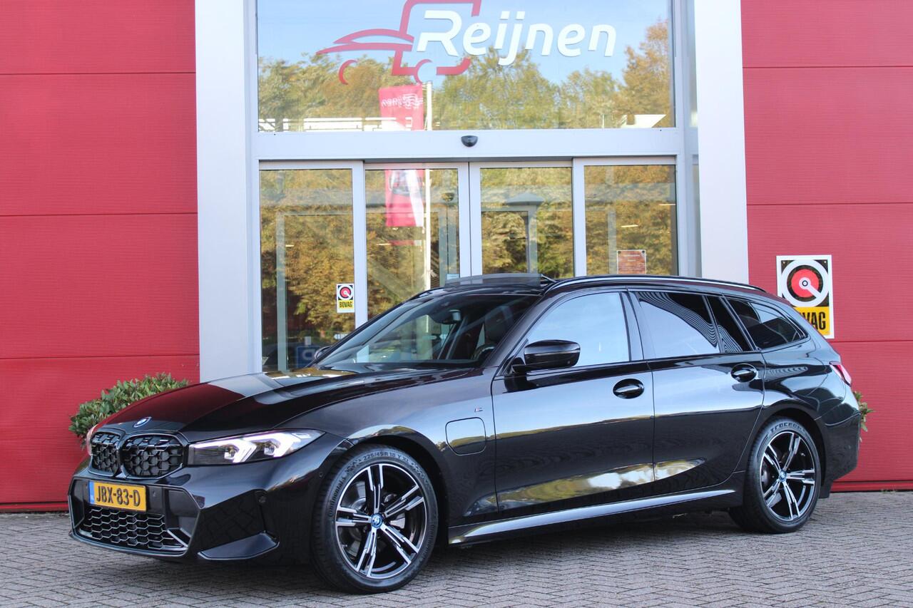 BMW 3-SERIE Touring 320e 205PK M-SPORT | PANORAMISCH SCHUIF/KANTEL DAK | M-SPORT PAKKET INTERIEUR/EXTERIEUR | SFEER VERLICHTING | ELEKTRISCH BEDIENBARE VOORSTOELEN MET GEHEUGEN OP DE BESTUURDERSSTOEL | STOEL VERWARMING | HEAD UP DISPLAY | CRUISE CONTROL | NAVIGATIE |