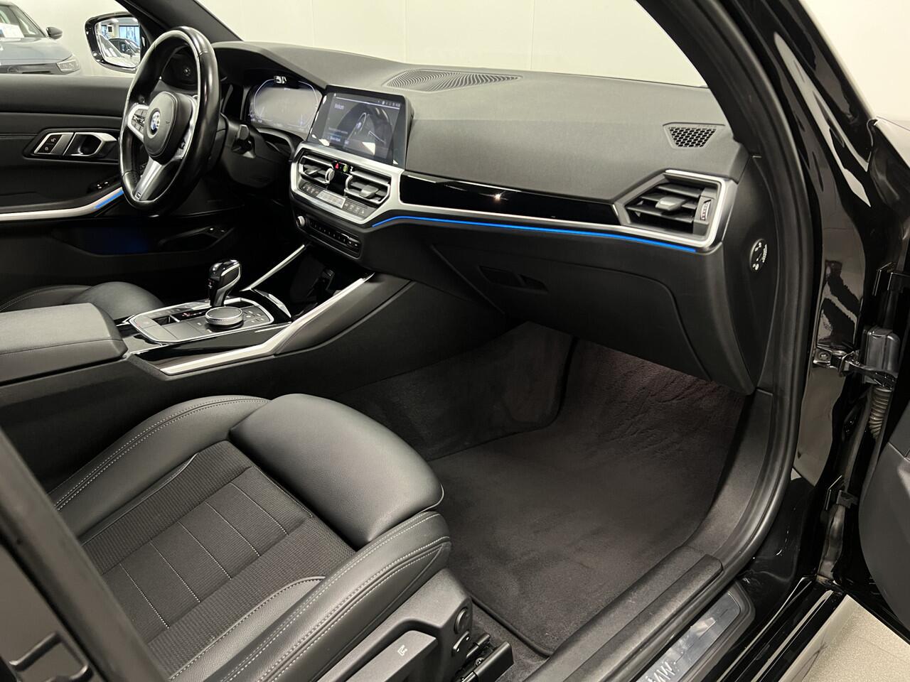 BMW 3-SERIE Touring 330e High Executive / Plug-in Hybride / Elec.Trekh. / head-up / leder /