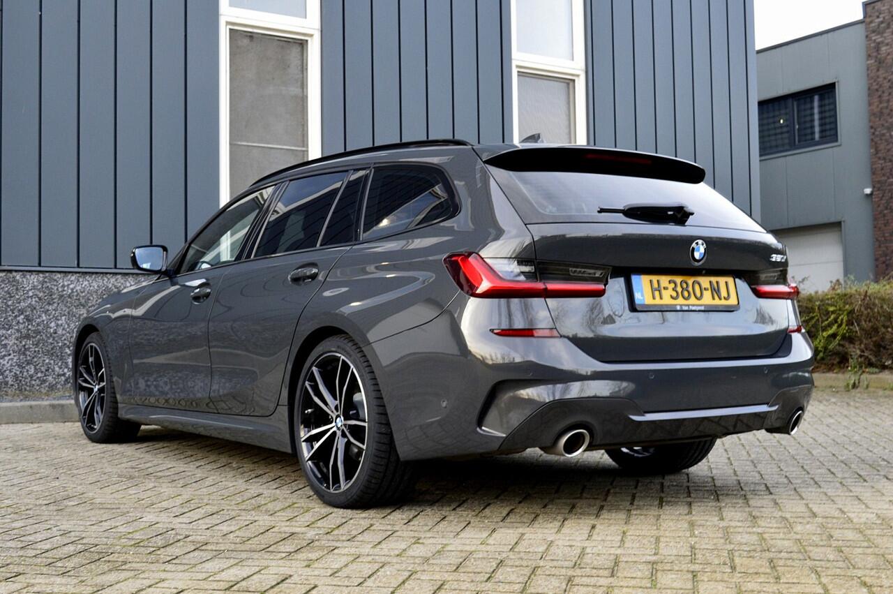BMW 3-SERIE Touring 320i M-Sport Rijklaarprijs-Garantie Leder Interieur Apple carplay Led Trekhaak 19 Inch