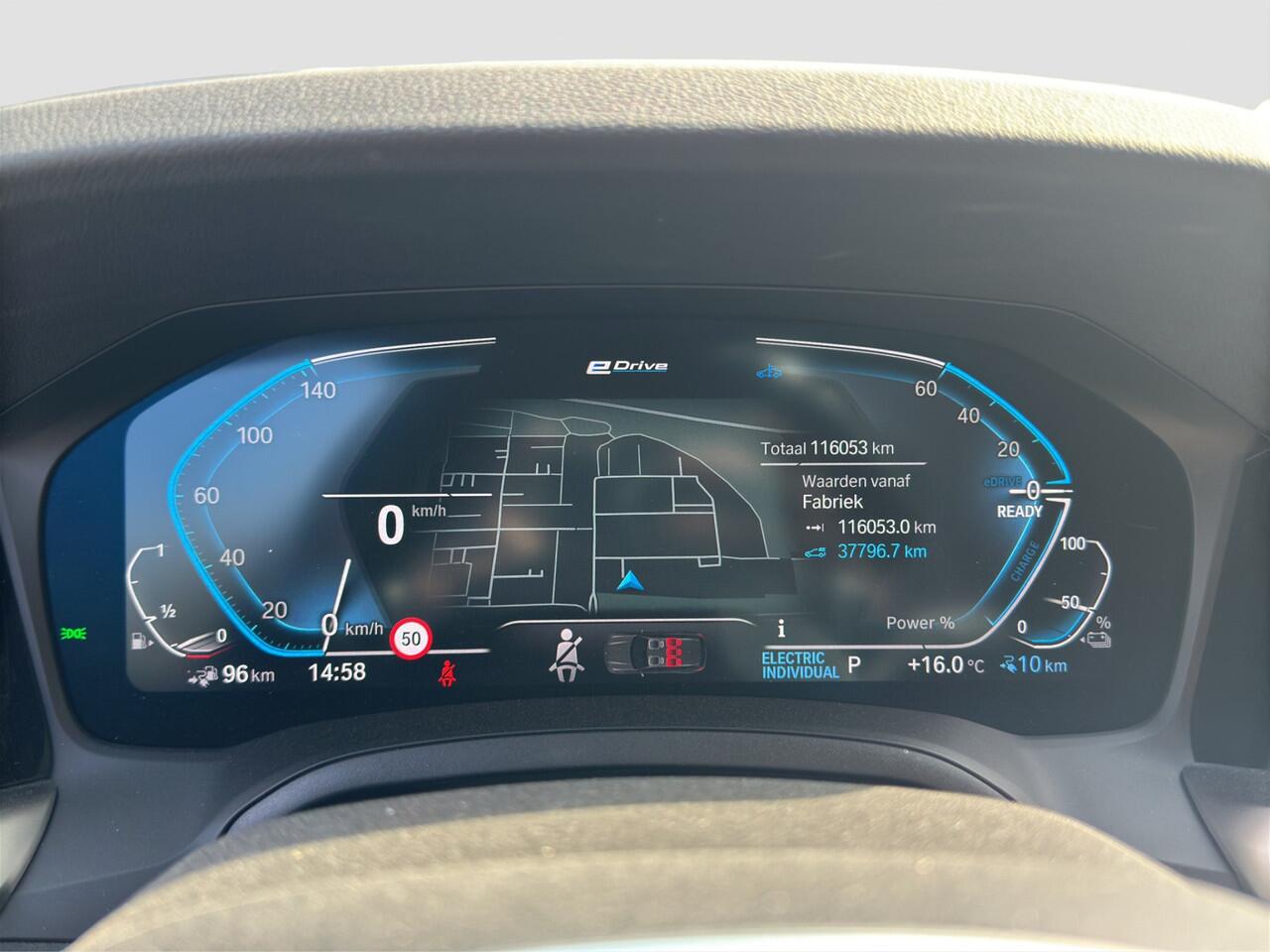 BMW 3-SERIE Touring 320e High Executive M-Sport | Head-Up | 19'' | Shadow Line | Half leder |