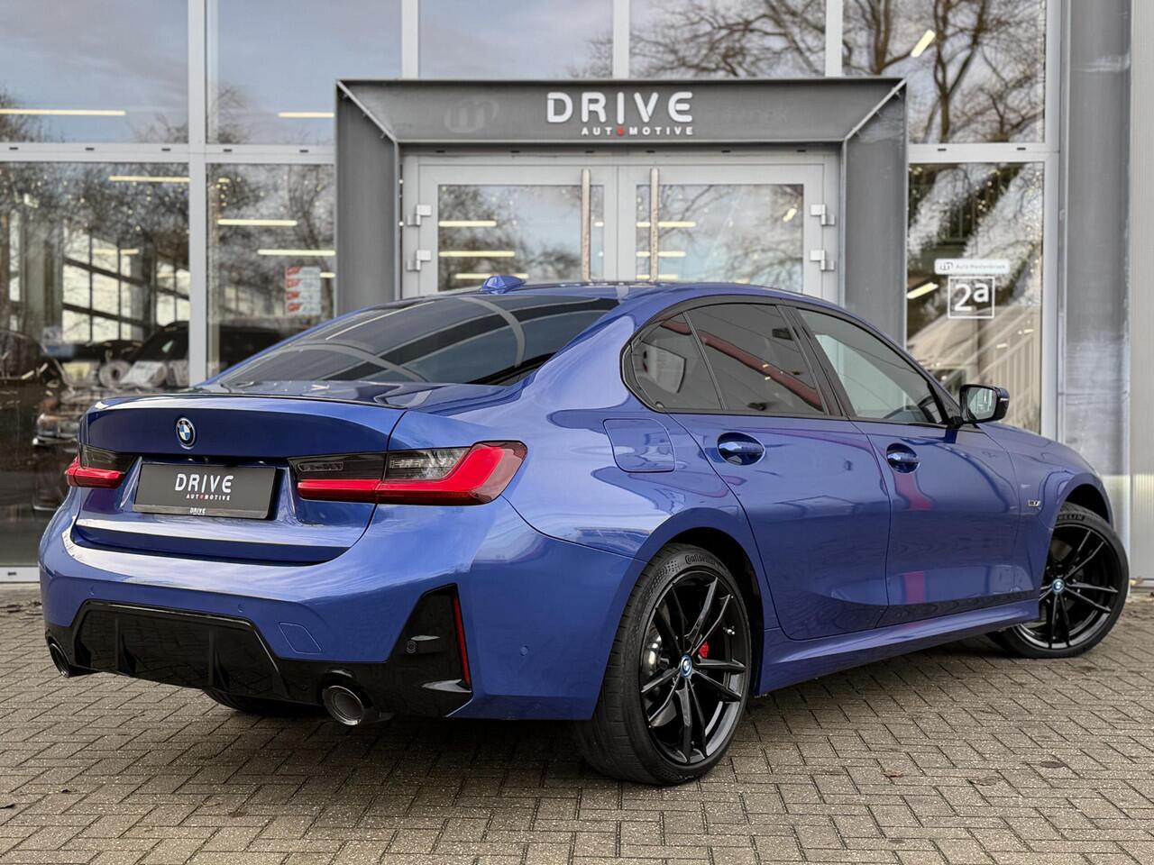 BMW 3-SERIE 320e High Ex. M-Sport Pro LCI|M-Seats|Memory|Ad. M onderstel|19"|Cam|HiFi