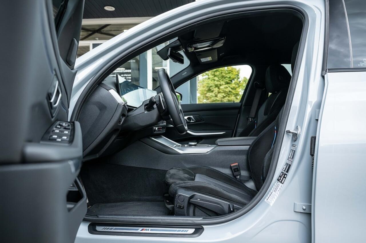 BMW 3-SERIE 330i xDrive M Sport | facelift | Shadow | Widescreen | Hifi | Camera | 18' inch |