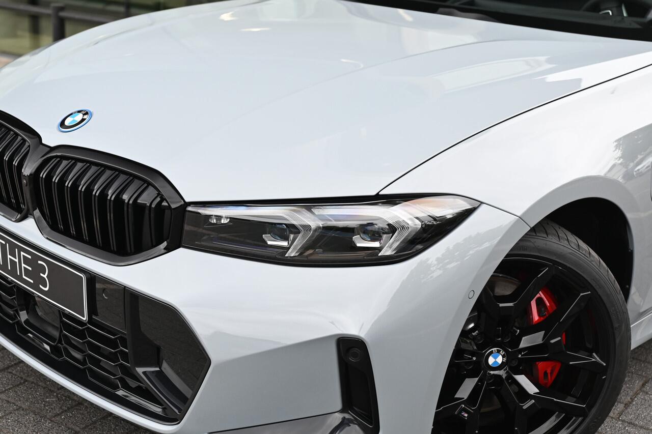 BMW 3-SERIE 330e High Executive M Sport Automaat / Schuif-kanteldak / Sportstoelen / Adaptieve LED / Comfort Access / Parking Assistant Plus / Stuurverwarming