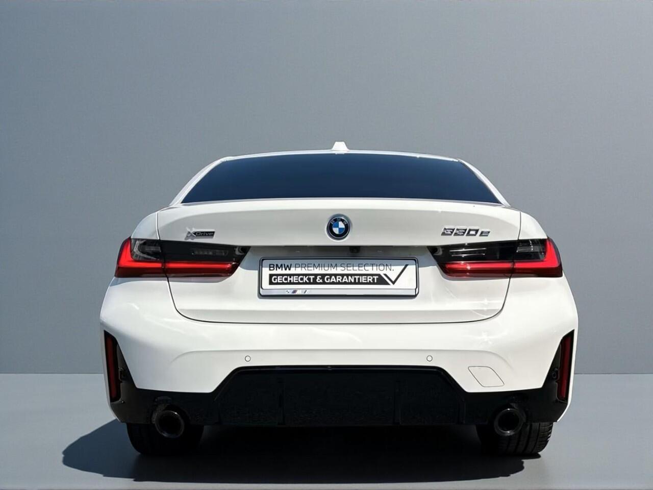 BMW 3-SERIE 330e xDrive