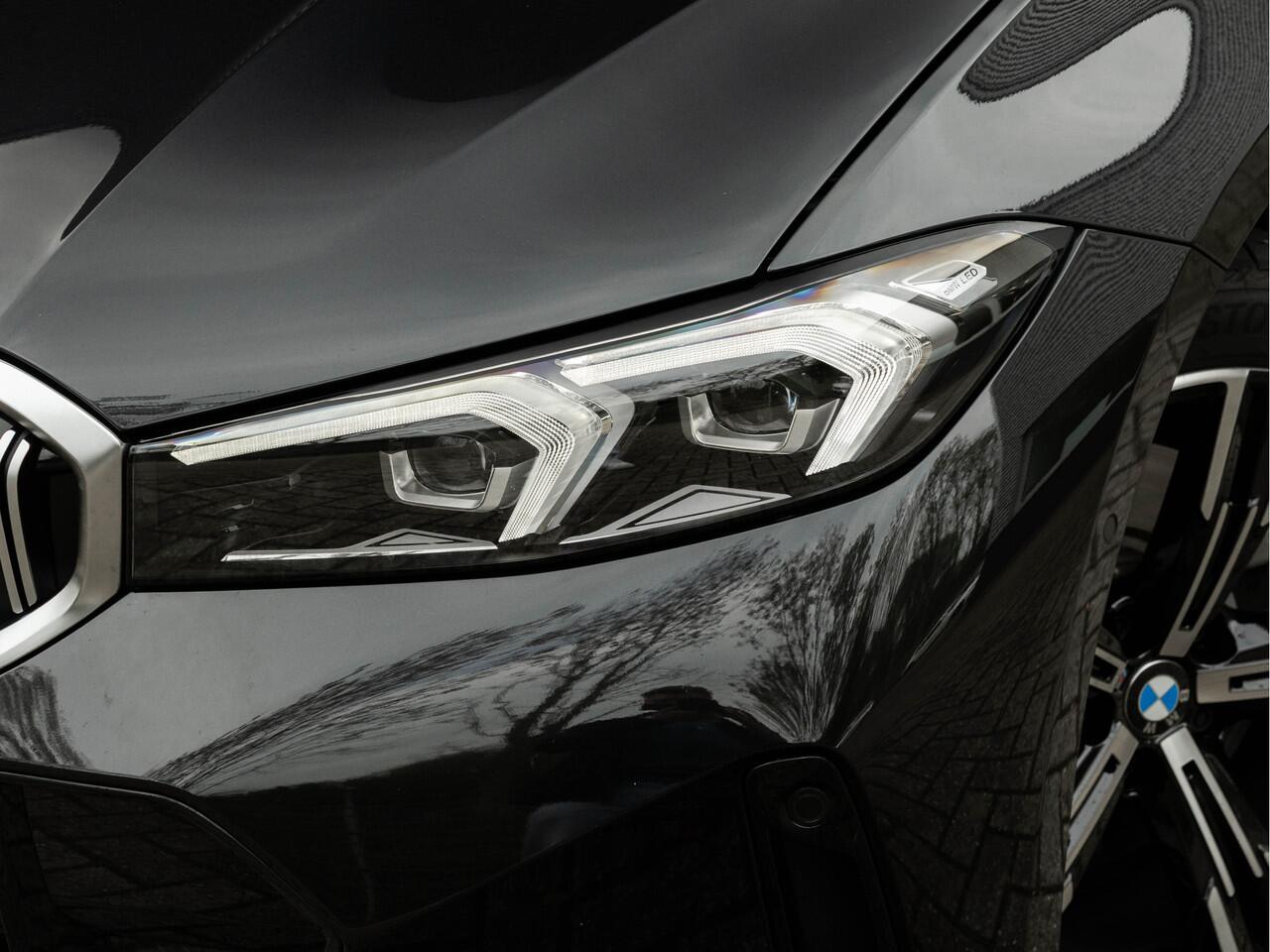 BMW 3-SERIE Touring 330e M-Sport - Pano - LCI 2 - ACC - Trekhaak - Widescreen - Hifi