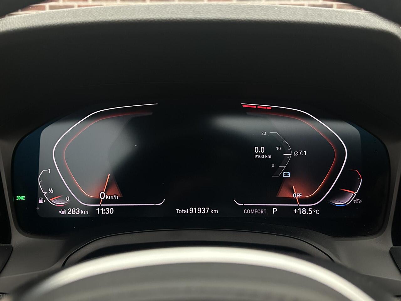 BMW 3-SERIE 320i High Executive Edition Open Dak Sfeer Led Camera NL Dealer BTW