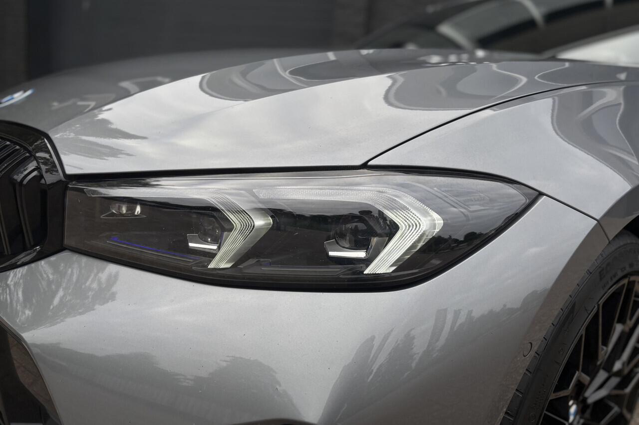 BMW 3-SERIE Touring 330e M-Sport Pro | Widescreen | Memory | Camera | Laserlight | Adaptive Cruise