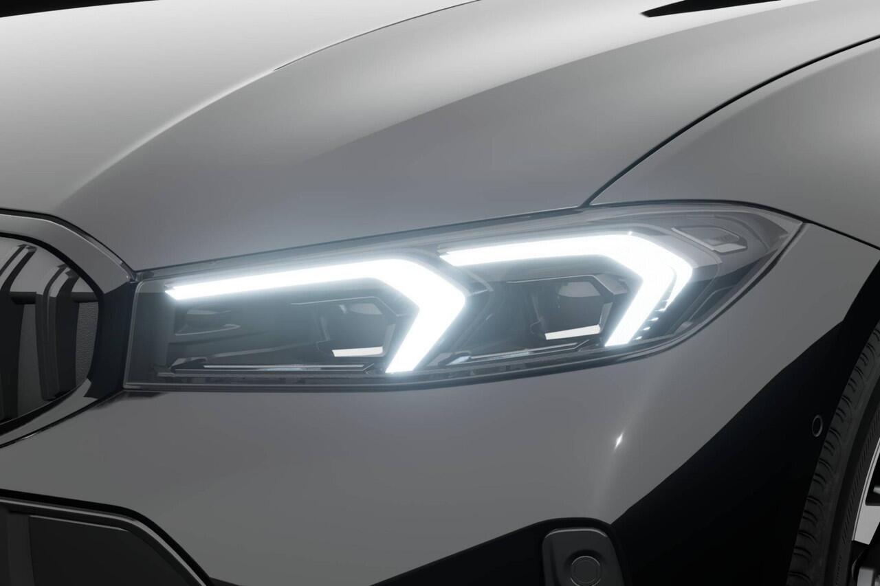 BMW 3-SERIE Sedan 330e | M Sport Pro | Comfort Pack | Active Cruise Control | Elektrisch bediend glazen schuif-/kanteldak