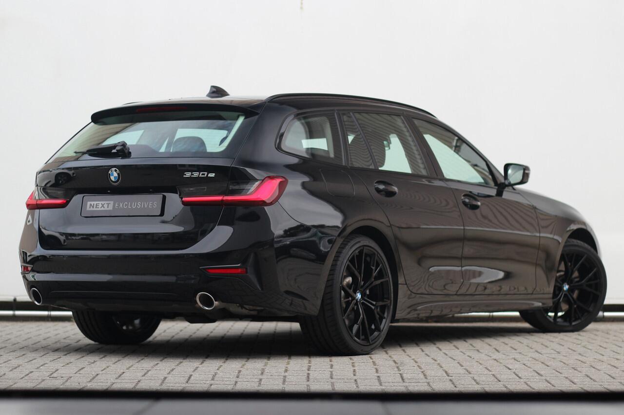 BMW 3-SERIE Touring 330e Sportline | Shadow | 19 | Live cockpit