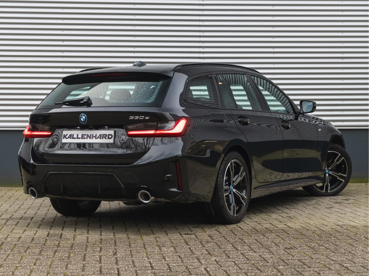 BMW 3-SERIE Touring 330e xDrive M-Sport - LCI 2 - Pano - Driving Ass Prof - Trekhaak