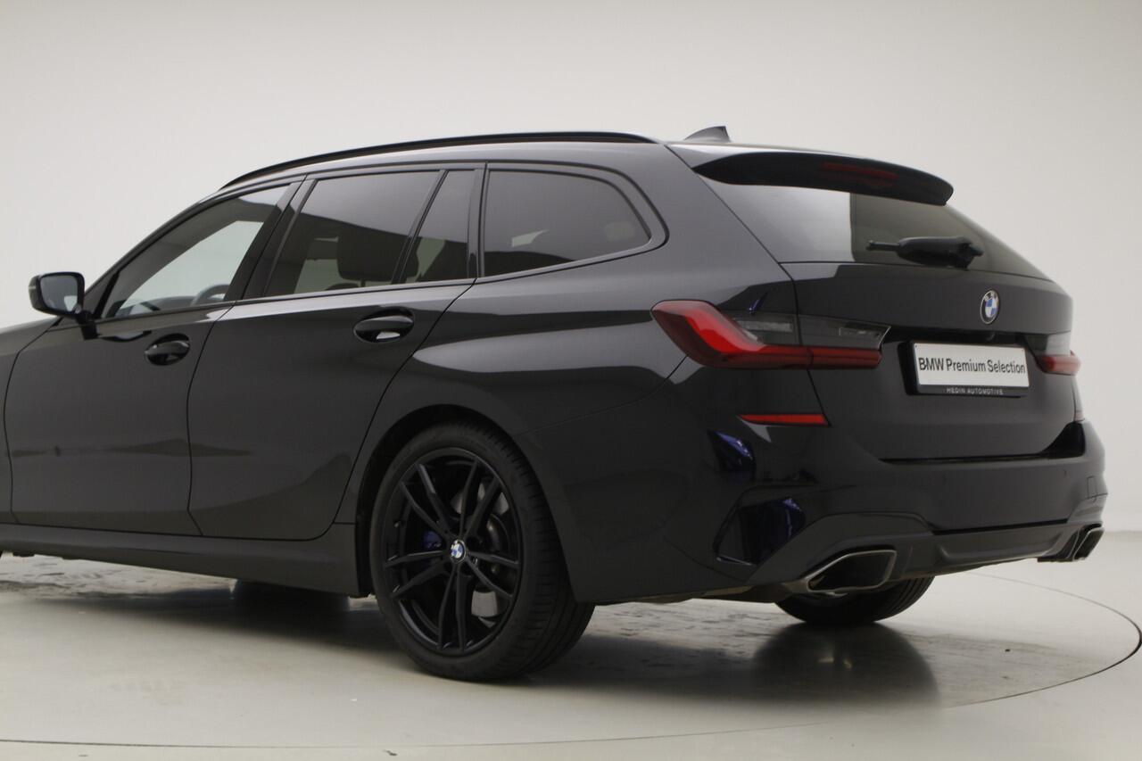 BMW 3-SERIE Touring M340i xDrive | Panorama | Camera | Laser | Driving Assistant Professional