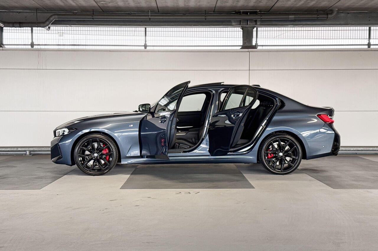 BMW 3-SERIE Sedan 330i xDrive M Sport | Schuifdak | Leder