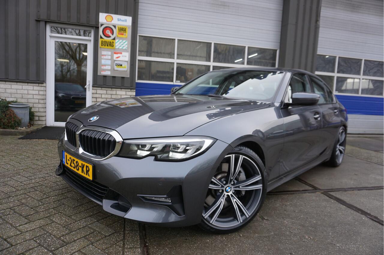BMW 3-SERIE 330i High Executive Automaat