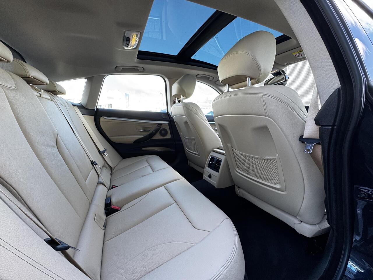 BMW 3-SERIE 320i xDrive High Executive Pano, Leder, Proff Navi,