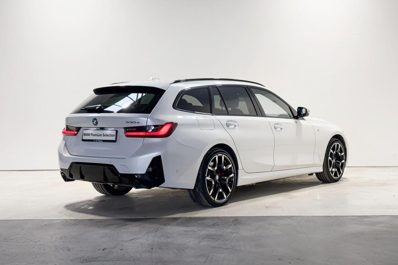 BMW 3-SERIE Touring 330e Innovation Pack M Sportpakket Pro Aut.