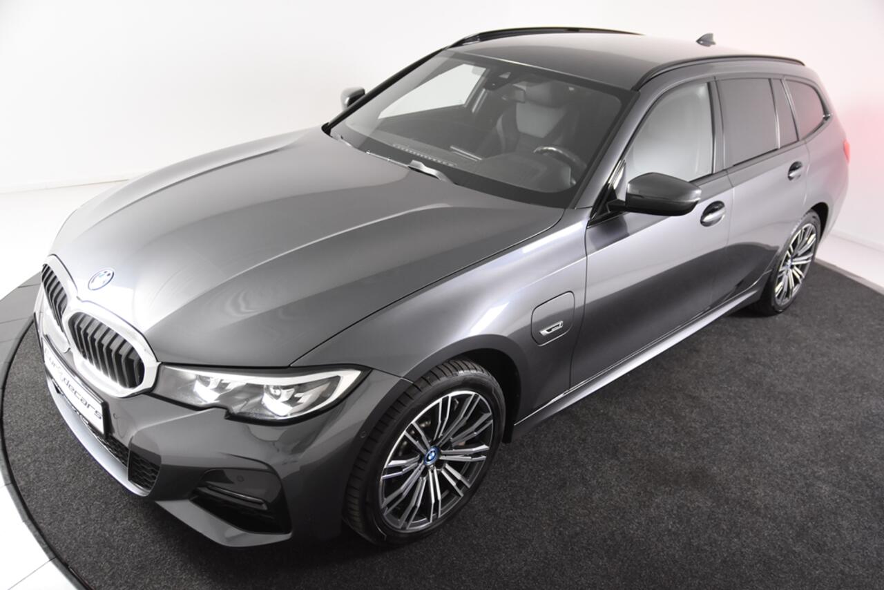 BMW 3-SERIE 330e xDrive M-Sport Touring *1ste Eigenaar*Leer*Full Options*