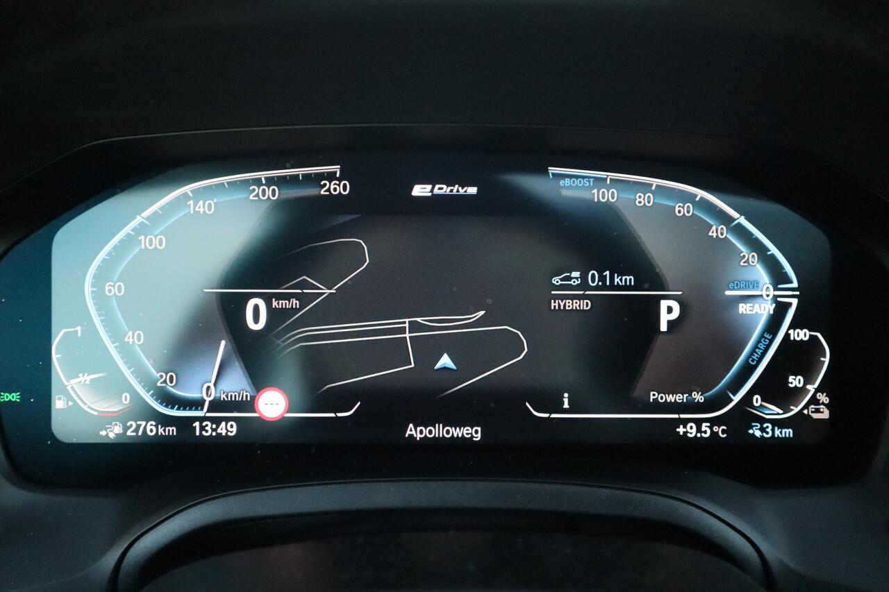 BMW 3-SERIE Touring 330e xDrive Business Edition Plus Pano dak / Laser / Sportstoelen / Leder /