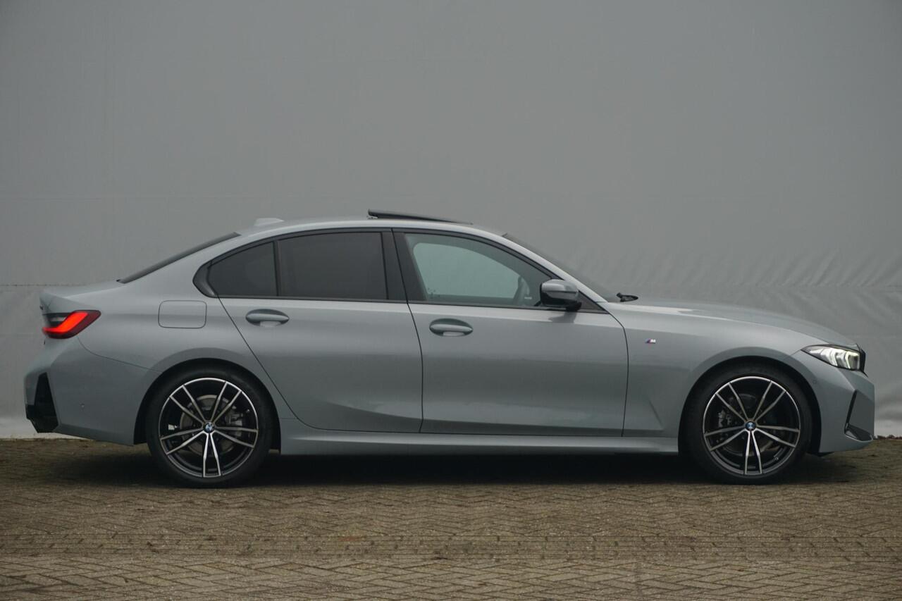 BMW 3-SERIE Sedan 318i M sport / Trekhaak / Schuif- Kanteldak / Hifi | Ekris Selection