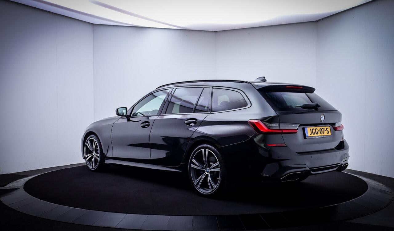BMW 3-SERIE Touring M340iA xDrive INNOVATION PANO | LASER | HEAD UP | MEMORY | CAMERA | LEDER | KEYLESS | STOELVERW. | CARPLAY | HIFI | LMV 19''
