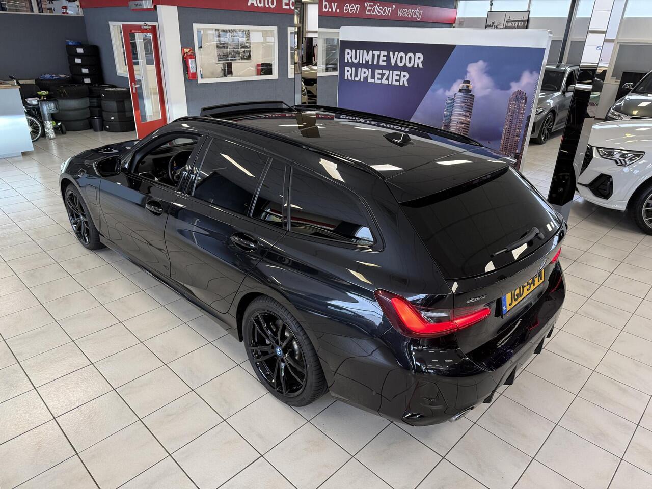 BMW 3-SERIE Touring 330e xDrive *PANO*H&K*360CAM*LEER*HUD*VOL*