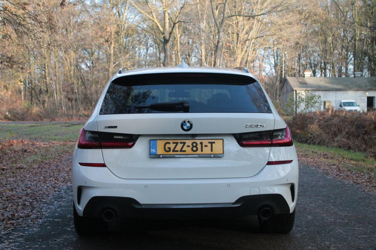 BMW 3-SERIE 330e xDrive M-sport | Laser | HUD | Pano | Blind