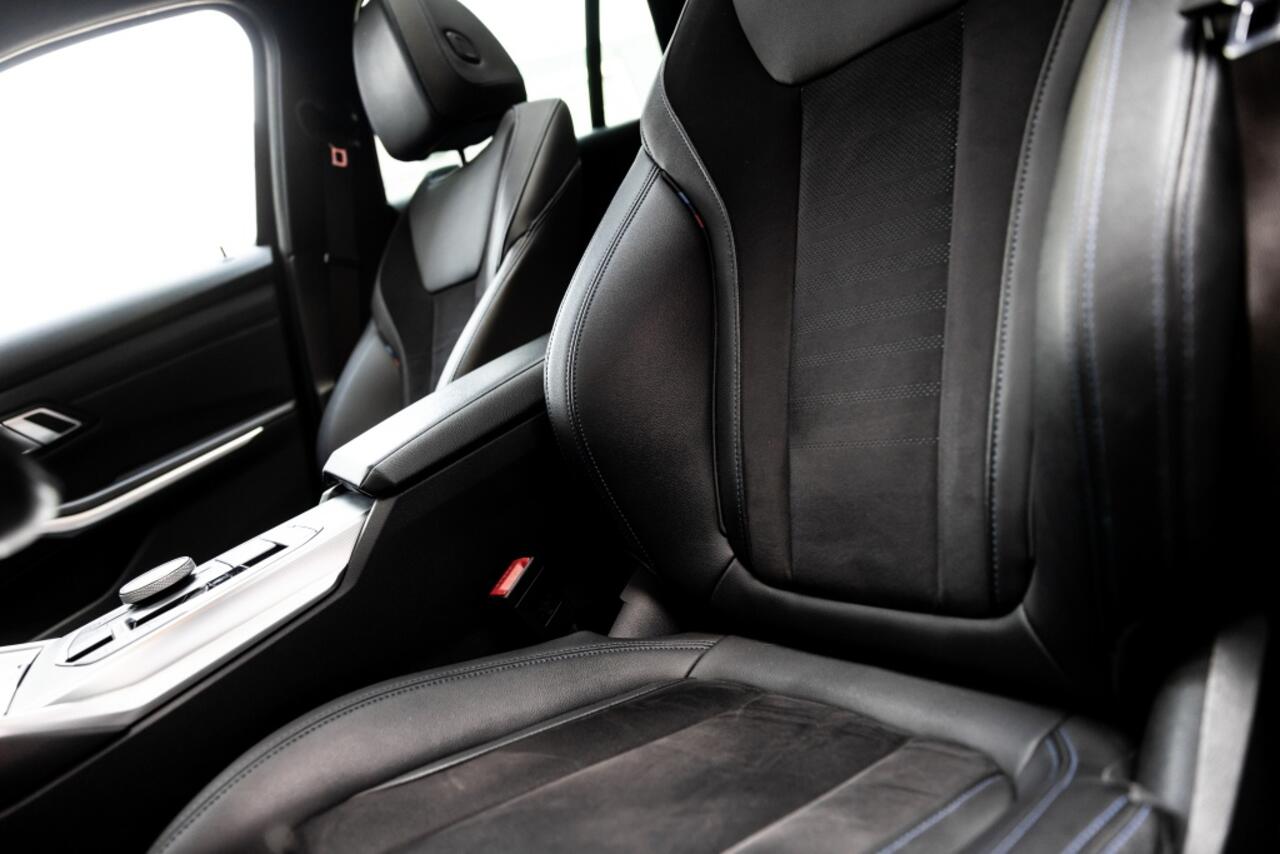 BMW 3-SERIE 3er - 330e xDrive M Sport | HuD | Pano |