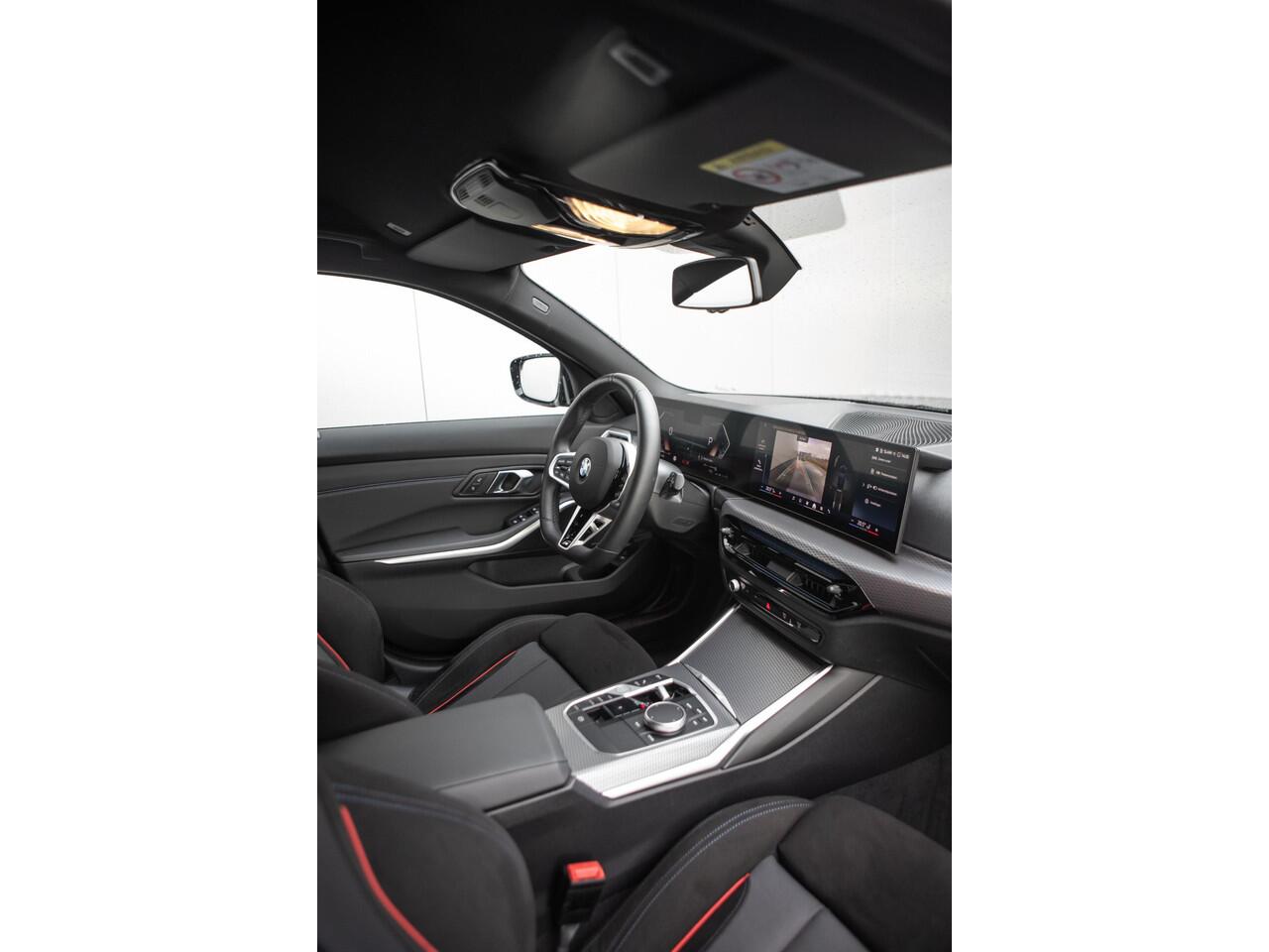 BMW 3-SERIE Touring 330i xDrive