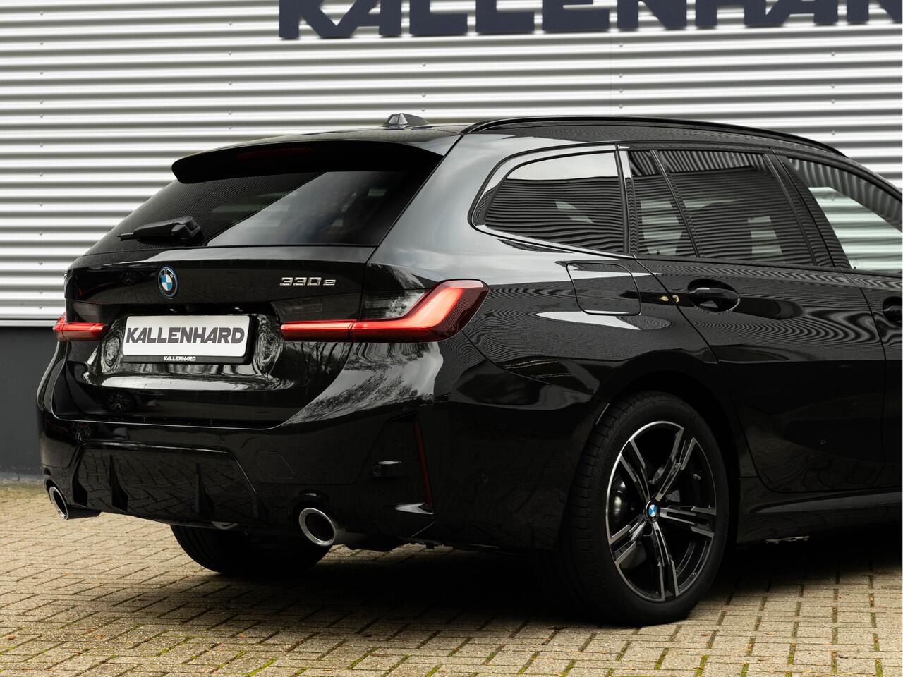 BMW 3-SERIE Touring 330e M-Sport - Pano - LCI 2 - ACC - Trekhaak - Widescreen - Hifi