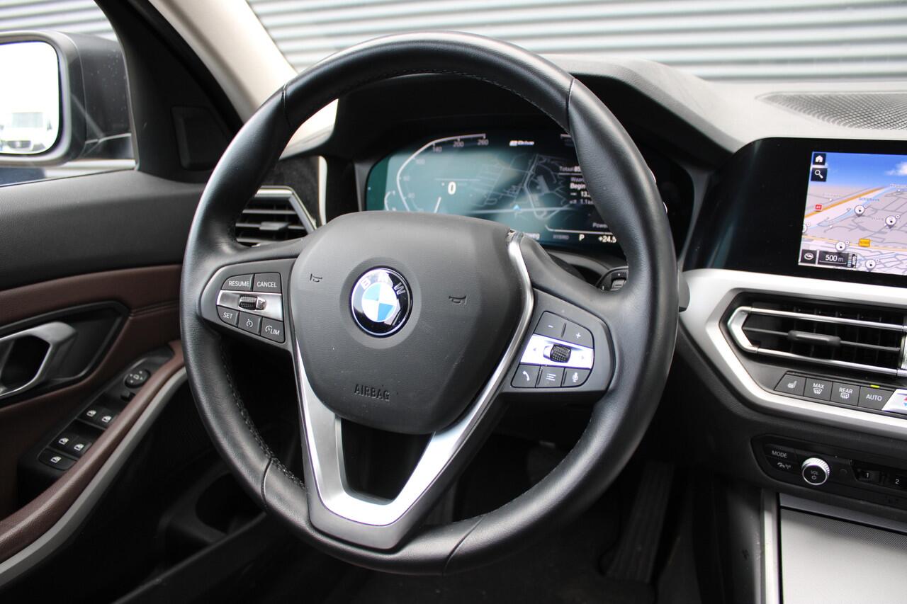 BMW 3-SERIE Touring 320e Business Edition Plus Leer Full-Led Virtual-Cockpit