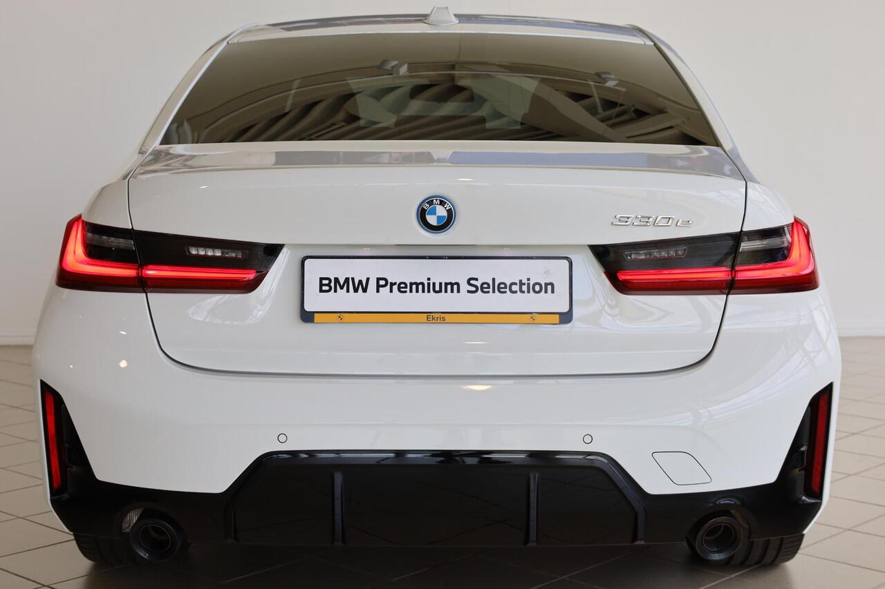 BMW 3-SERIE Sedan 330e M Sportpakket