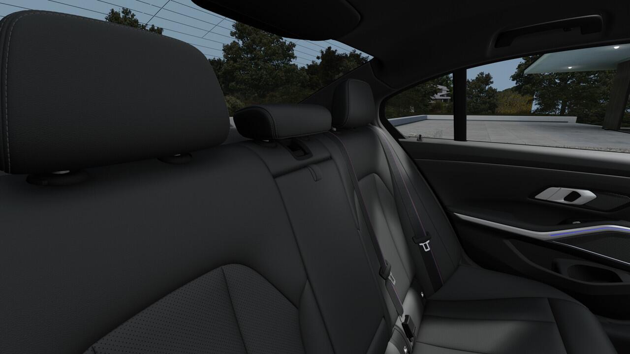 BMW 3-SERIE 330e High Executive M Sport Automaat / Sportstoelen / Adaptieve LED / Comfort Access / Parking Assistant Plus / Live Cockpit Professional / Stoelverwarming