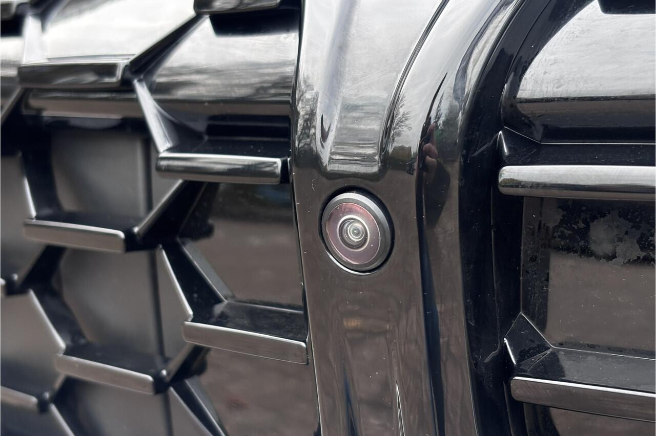 BMW 3-SERIE Touring 330e M-Sport | 19,5 kWh Accu | Panodak | Head-Up | Memory | Trekhaak | 360° Camera | Fabrieksgarantie