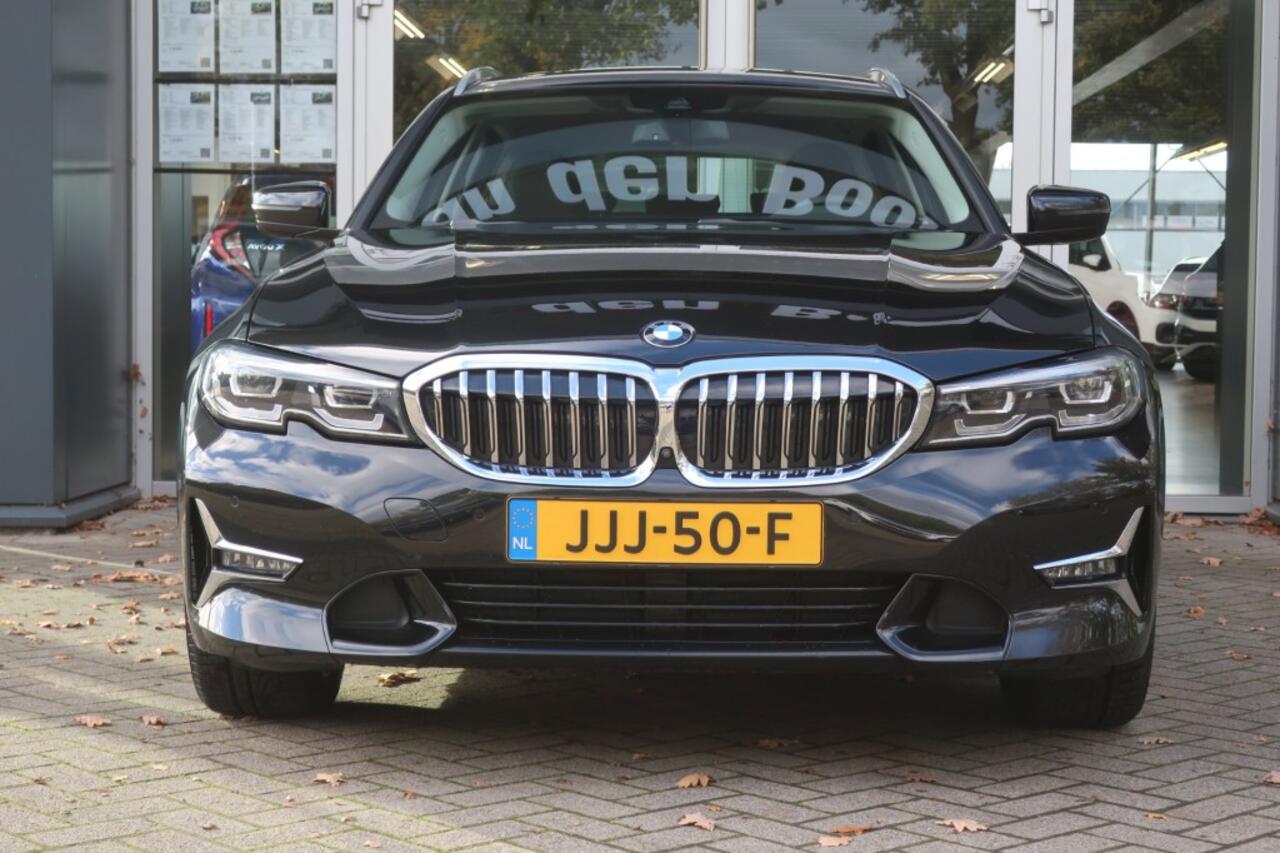 BMW 3-SERIE 330E XDRive, Lederen Bekleding, Apple Carplay/ Android Auto, etc.