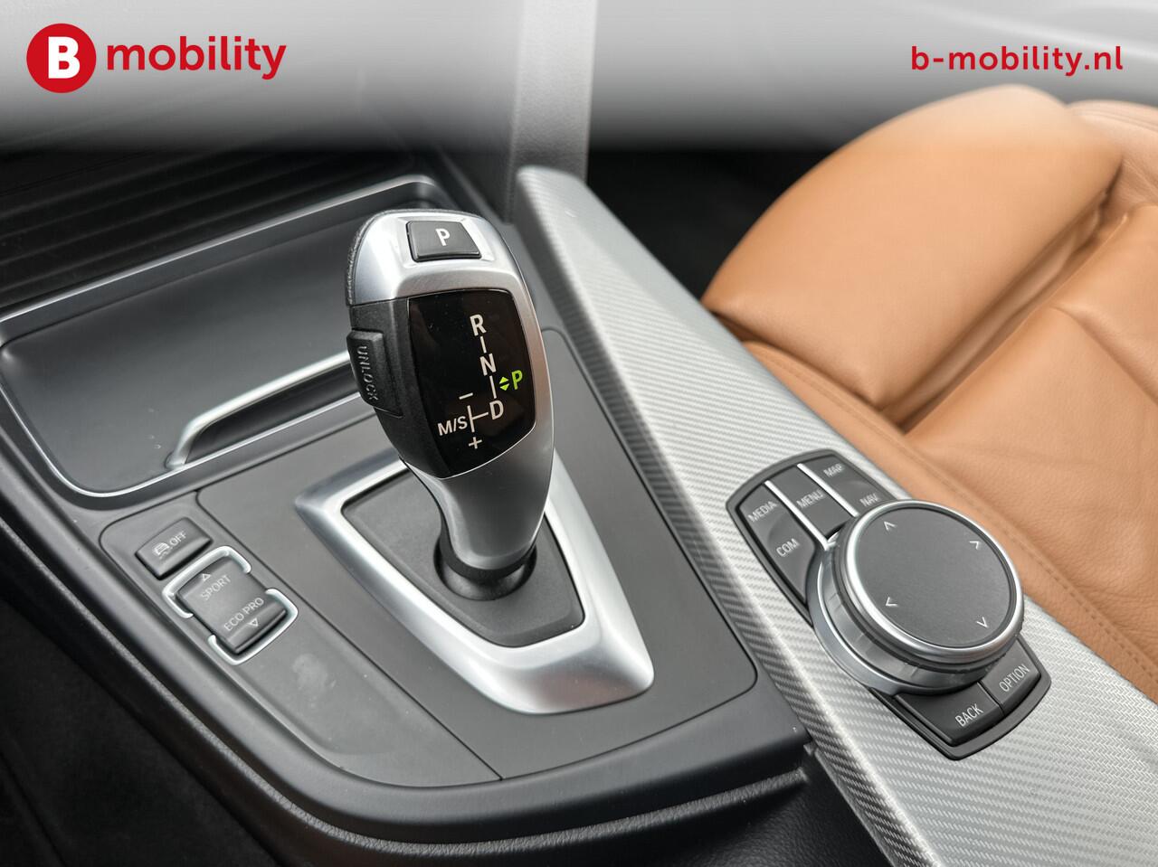 BMW 3-SERIE Touring 318i High Executive M-Sport Apple CarPlay | Leer | Navigatie | Cruise Control