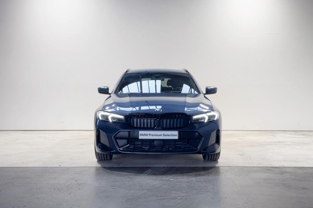 BMW 3-SERIE Touring 330e
