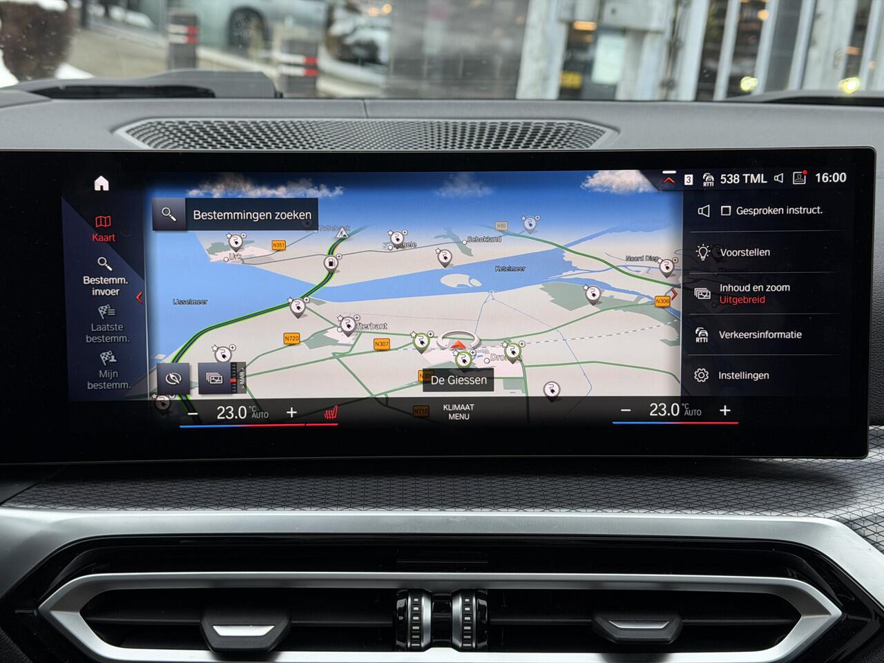 BMW 3-SERIE Touring 330e xDrive M Sport Pano-Dak | Adapt. Cruise | M-Stoelen | HUD | Stoelverw.