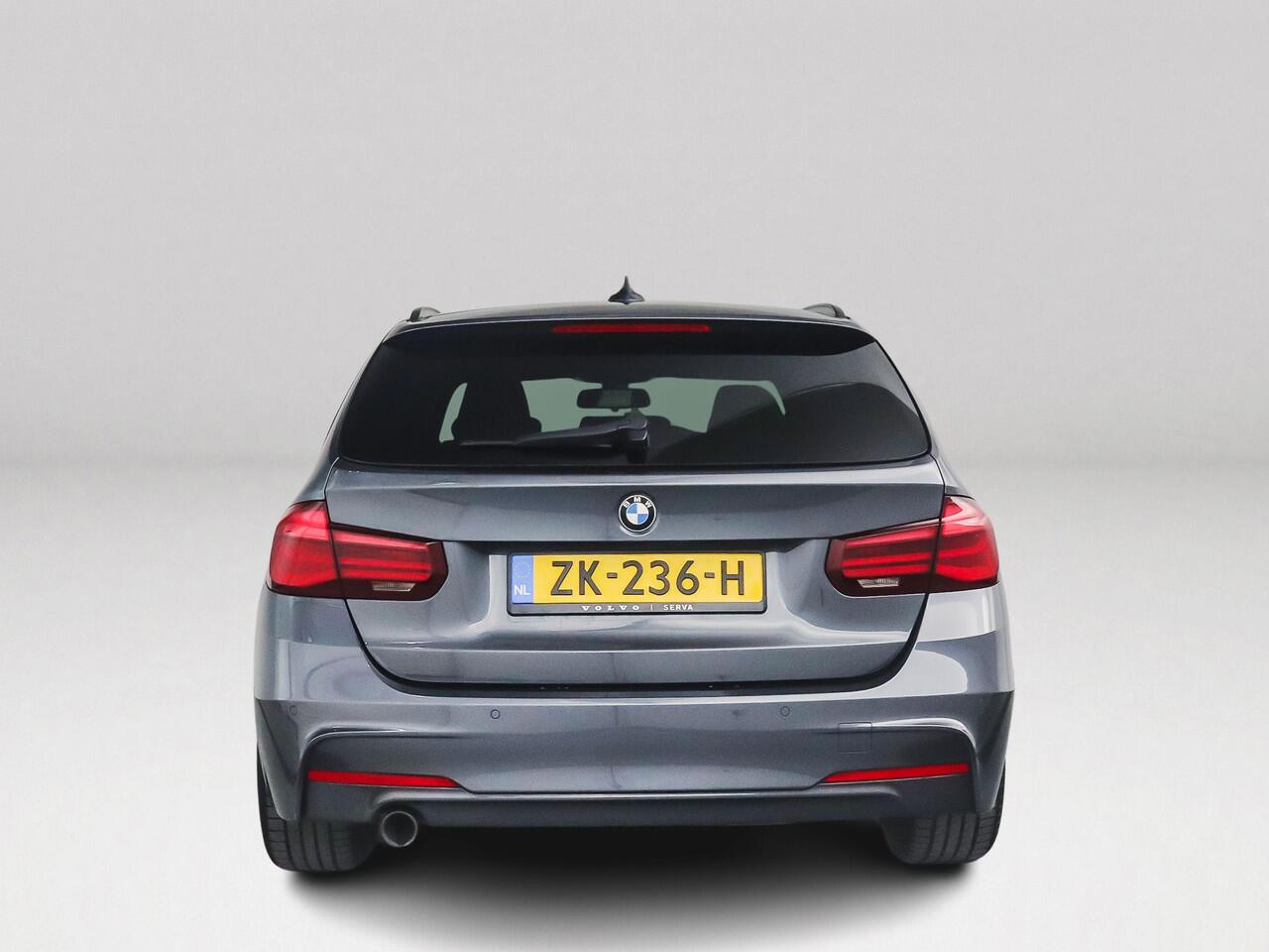 BMW 3-SERIE Touring 318i Aut. M Sport Corporate Lease | Stoelverwarming