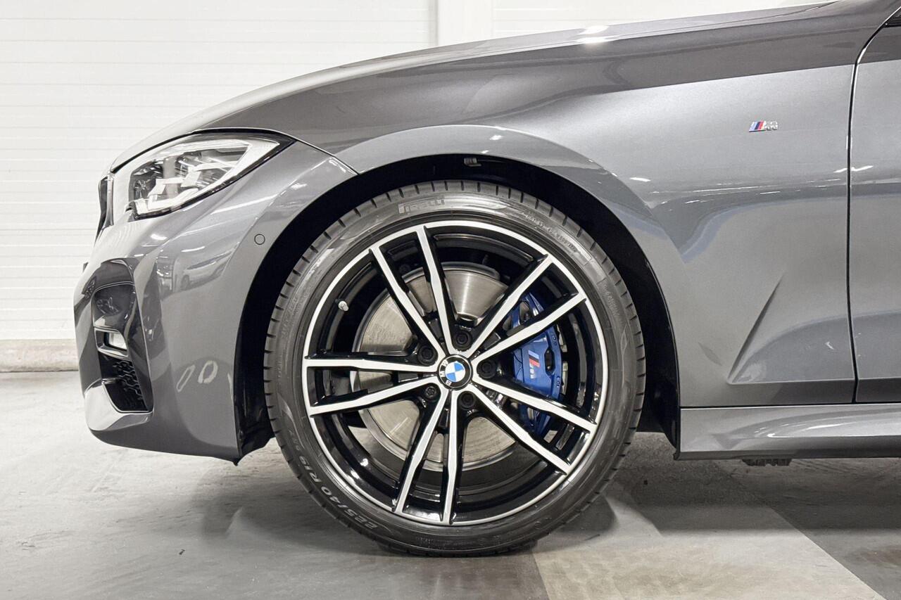 BMW 3-SERIE Sedan 318i High Executive Edition | M-Sport | Cruise Control | Pano