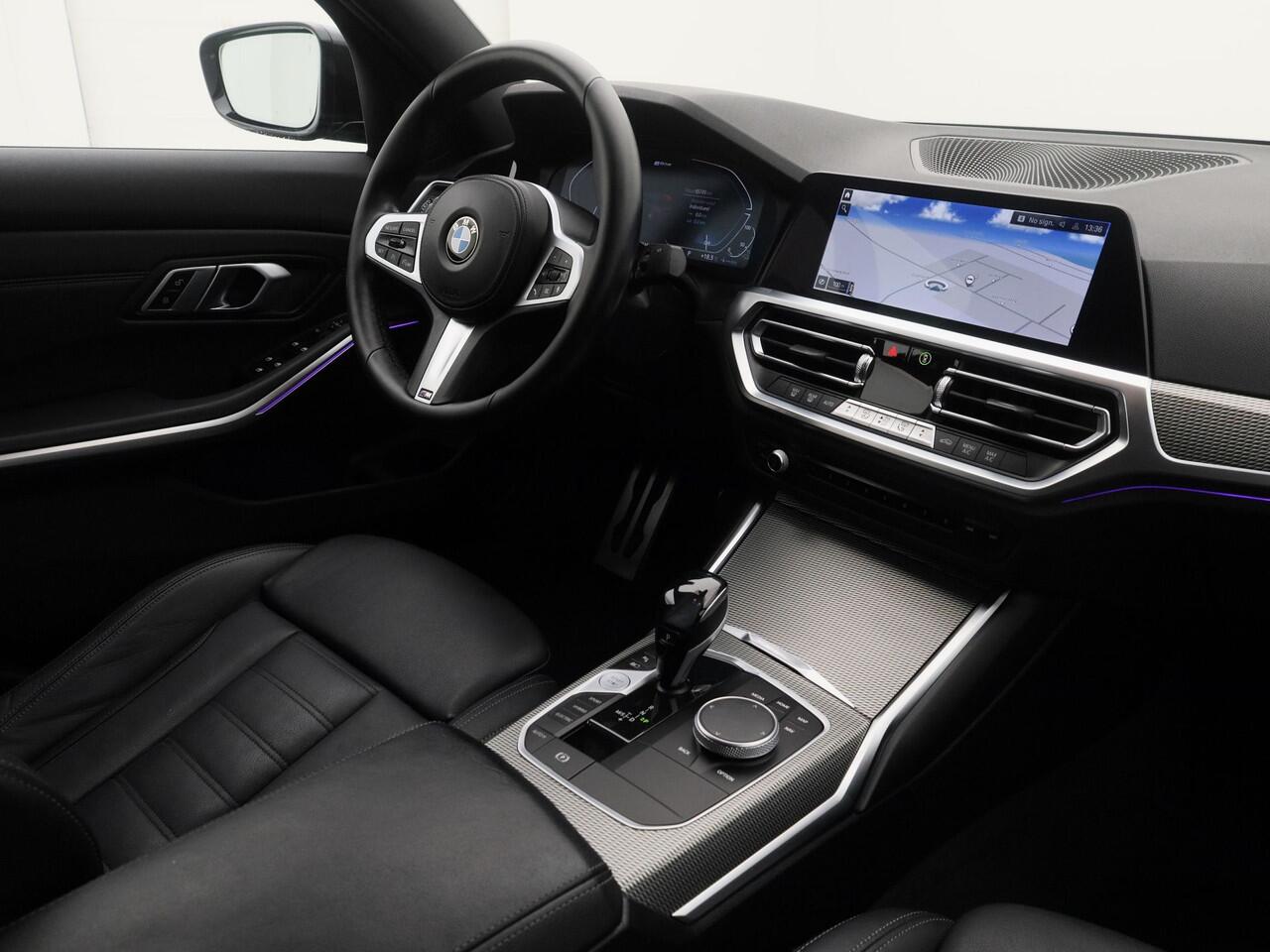 BMW 3-SERIE 330e M-Sport | SHADOW | CAMERA | LEDER