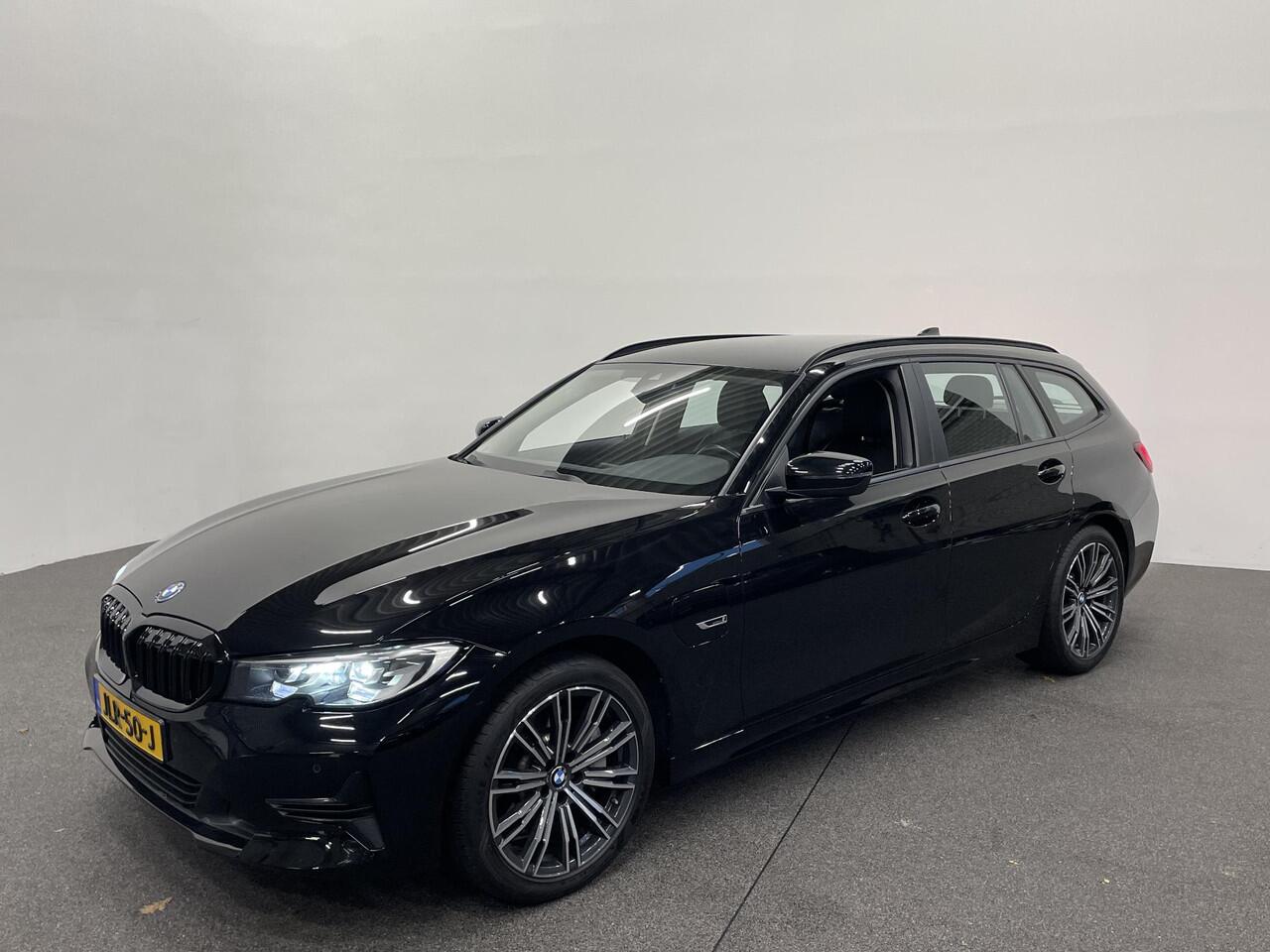 BMW 3-SERIE Touring 330e Aut. Sportline Business 292pk Airco ECC Navi Carplay Cruise Control PDC VA Virtual cockpit Sportstoelen Sensatec