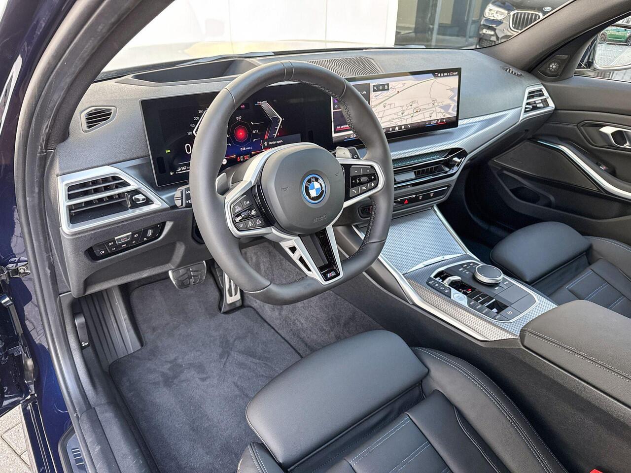 BMW 3-SERIE Touring 330e xDrive | M Sport Pro | Comfort Pack | Innovation Pack