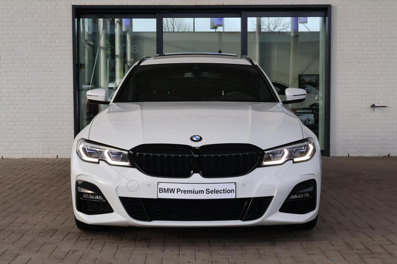 BMW 3-SERIE Touring 330i High Executive Edition