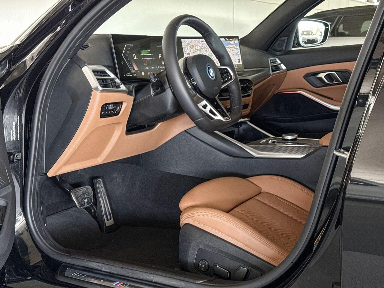 BMW 3-SERIE Touring 330e | Selections